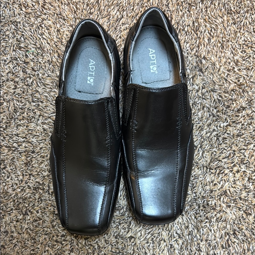 Apt. 9 Men's Black Loafers